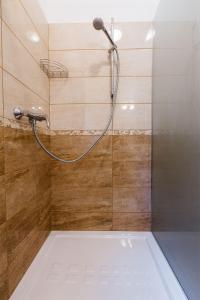 Ένα μπάνιο στο Apartments Dominika +45 φωτογραφίες