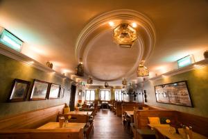 Posezení v ubytování Posthotel Kolberbräu