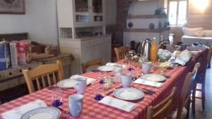 Kuchyň nebo kuchyňský kout v ubytování Casa 1885