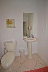A bathroom at Sunrise Pointe 1-301