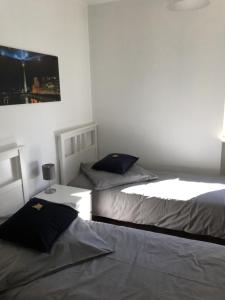 Postel nebo postele na pokoji v ubytování Zum armen Mann