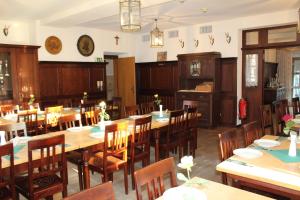 Restaurace v ubytování Hotel Brauereigasthof Amberger