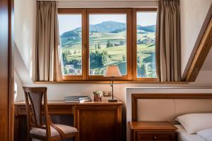 Widok na góry z tego hotelu
