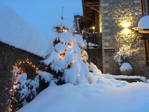 Nymfes Guesthouse v zime