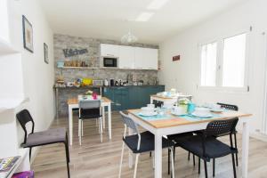 Kuchyň nebo kuchyňský kout v ubytování B&B Borgo Antico + 17 fotografií