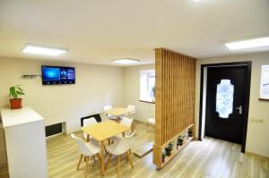 TV o dispositivi per l'intrattenimento presso Light Hotel