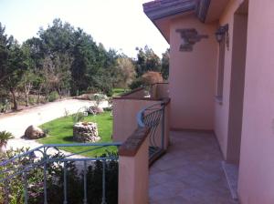 A garden outside Agriturismo S´Aranada