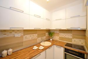 Dapur atau dapur kecil di Apartment Filip