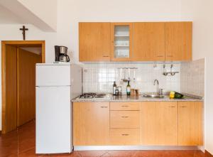 Kuchyň nebo kuchyňský kout v ubytování Ferienhaus Rajka