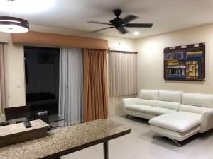 Posezení v ubytování LOFTSCACAO APARTMENTS, Villas Cacao, near to Playa Bonita Limón