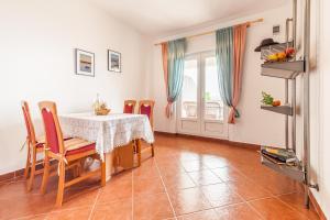 Kuchyň nebo kuchyňský kout v ubytování Ferienhaus Rajka