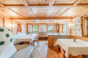 Posedenie v ubytovaní Landhaus Sepp Santer