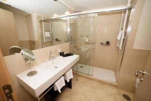 Ванная комната в Gran Hotel Sardinero