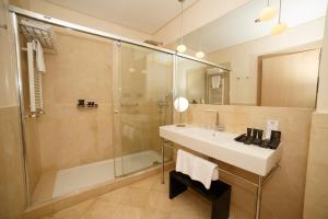 Ванная комната в Gran Hotel Sardinero