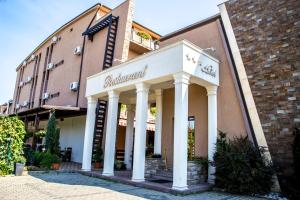 Budova, kde se hotel nachází