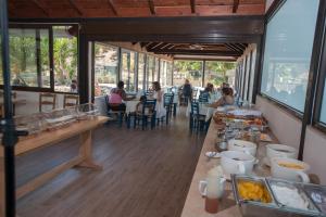 Ресторан / й інші заклади харчування у Paradise Matala Hotel