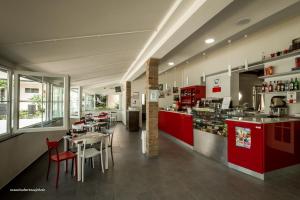 Gallery image of Aparthotel Costa Paradiso in Lido Adriano