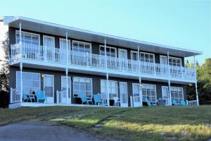 Gallery image of Travels Inn Victoria County in Boularderie East