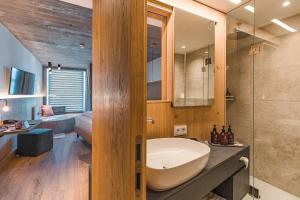 Kúpeľňa v ubytovaní Seehotel Einwaller - adults only