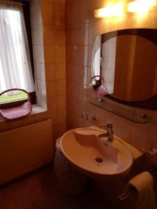 Kúpeľňa v ubytovaní Haus Pechtl + 7 fotografií