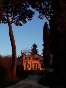 Budova, kde se the country house nachází