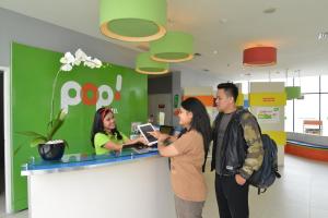 Gestir sem dvelja á POP! Hotel BSD City Tangerang
