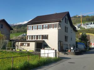Pogled na planinu ili pogled na planinu iz apartmana