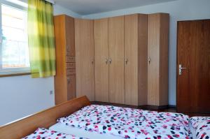 Posteľ alebo postele v izbe v ubytovaní Ferienhaus Steyrdurchbruch