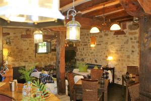 Hotel Rural el Arrabal Siguenza的休息区
