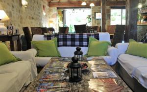 Hotel Rural el Arrabal Siguenza的休息区