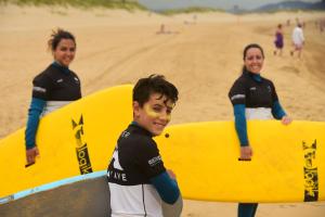 Fotografia z galérie ubytovania La Wave Surf House & School v destinácii Somo