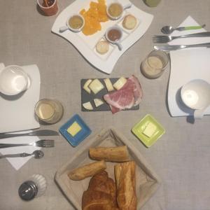 La Petite Cour - Périgueuxで提供されている朝食