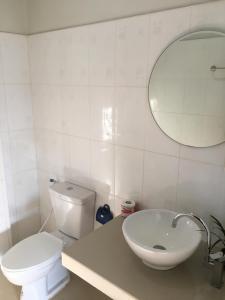 Ένα μπάνιο στο Phra Ae Apartments +28 φωτογραφίες