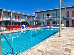 Gallery image of Sea and Breeze Hotel and Condo in Tybee Island
