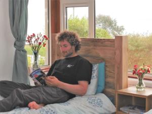 Gambar di galeri bagi Skye Basecamp Hostel, Broadford Bay, Isle of Skye di Broadford