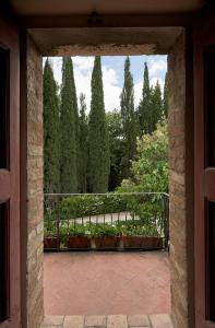 Κήπος έξω από το Borgo Lucignanello Bandini