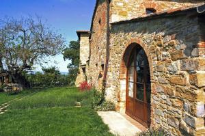 A garden outside Fattoria Casa Sola