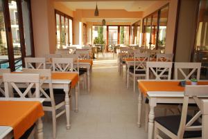 Restoran ili drugo mesto za obedovanje u objektu 4 Epoxes Hotel Spa