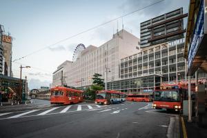 Fotografija u galeriji objekta 3LDK DENCHI - Private Stay in Central Matsuyama u gradu Macujama