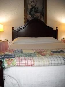 A bed or beds in a room at Quinta do Monte Santo
