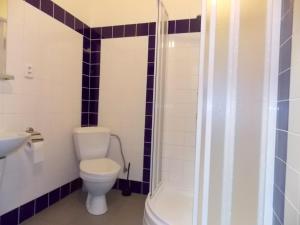 A bathroom at Hotel Britz