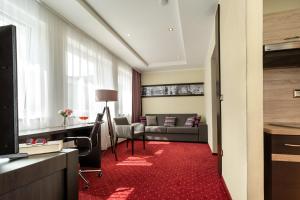 TV a/nebo společenská místnost v ubytování Hotel Na Vývoji