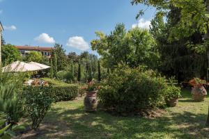 Un jardín fuera de La Chiusa delle Monache