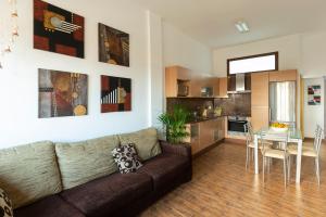 Kuchyň nebo kuchyňský kout v ubytování Apartamento a pie de playa