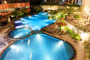 Bazén v ubytování Muong Thanh Luxury Lang Son Hotel nebo v jeho okolí