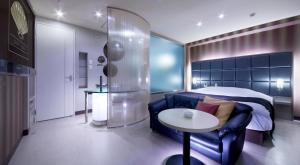 Кровать или кровати в номере Hotel Glow Yokkaichi (Adult Only)