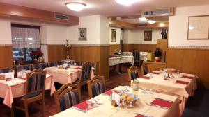 Restaurace v ubytování Hotel Edelweiss