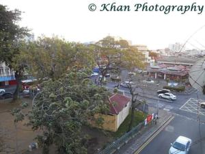 an overhead view of a city street with a parking lot at La Plaine Verte Guesthouse in Port Louis