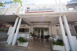 Budova, v ktorej sa hotel nachádza