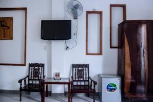 Televisi dan/atau pusat hiburan di Thanh An 2 Guesthouse